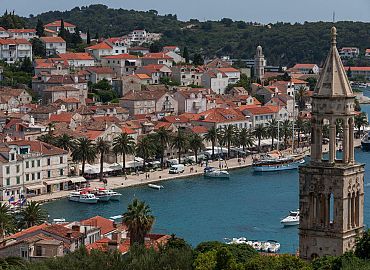 hvar-056